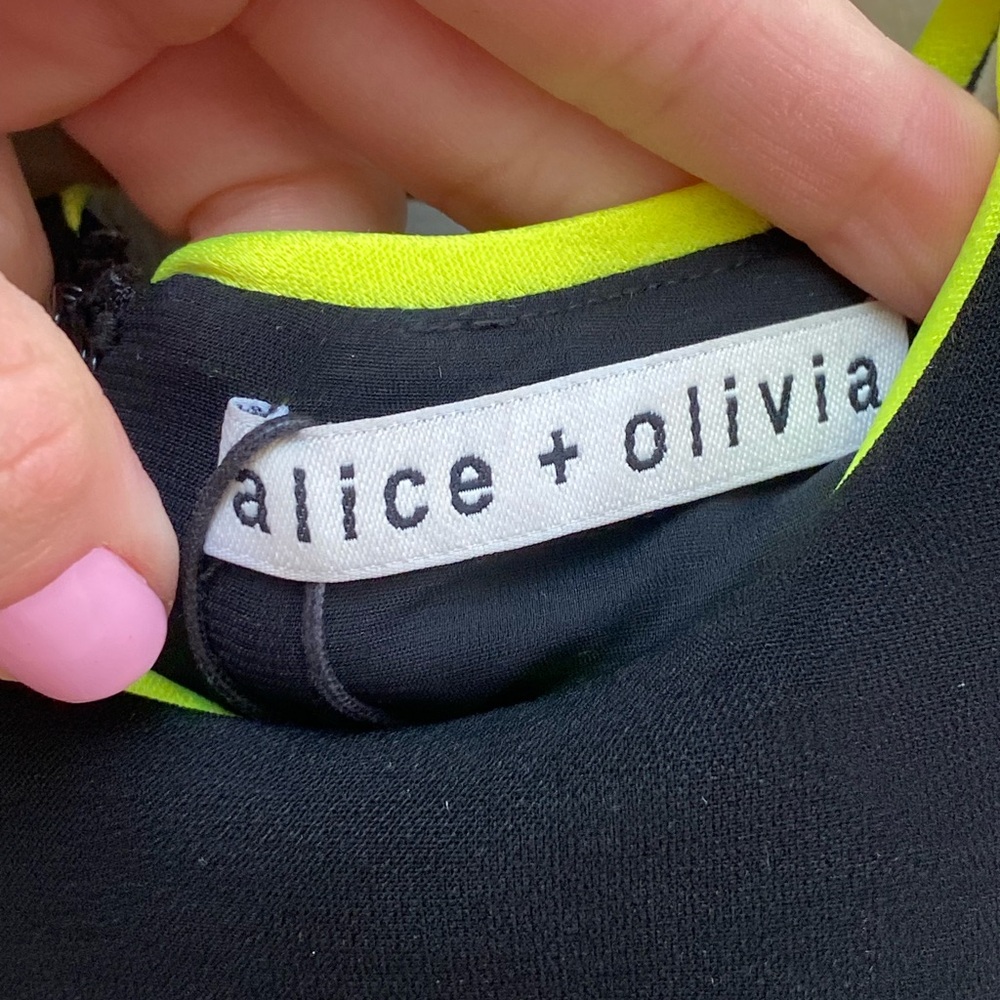 Alice & Olivia Dress - Picture 5 of 11